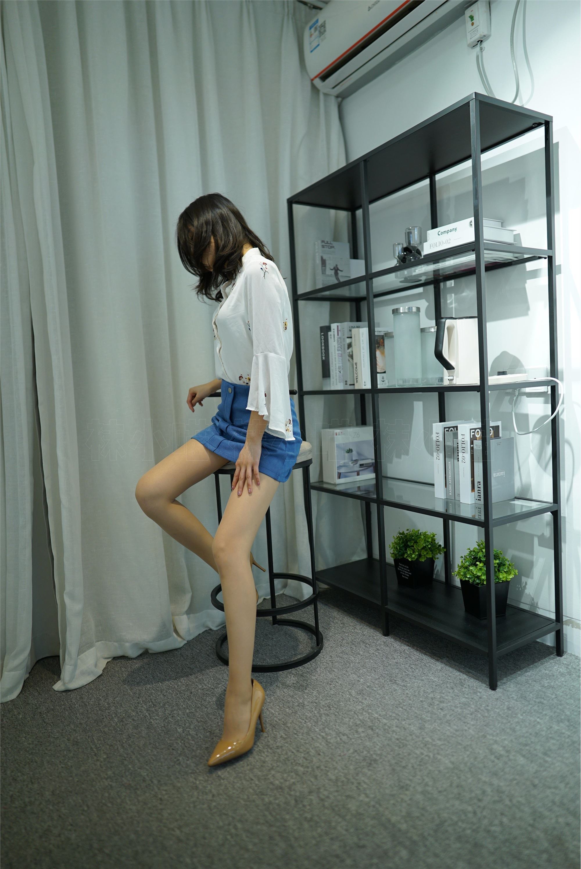 KittyWawa袜小喵  KT143《高高在上》